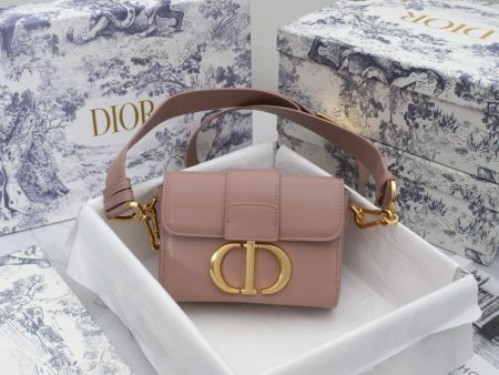 Luxury Handbags Christian Dior 240 Discount