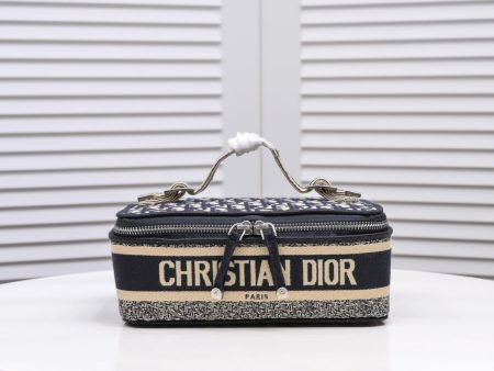 Luxury Handbags Christian Dior 266 For Sale