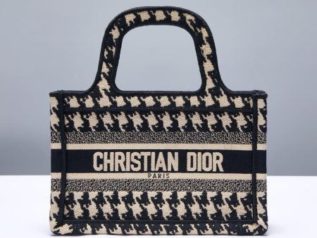 Luxury Handbags Christian Dior 267 on Sale