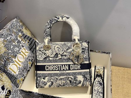 Christian Dior Medium Lady D Lite Bag For Discount