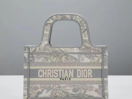 Luxury Handbags Christian Dior 269 Supply