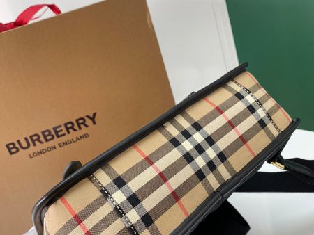 HBC - Burberry Bag - 529 Discount