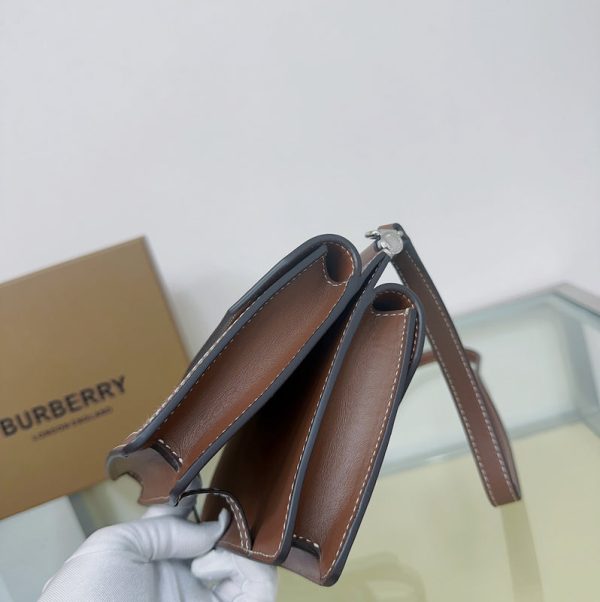 HBC - Burberry Bag - 541 For Sale